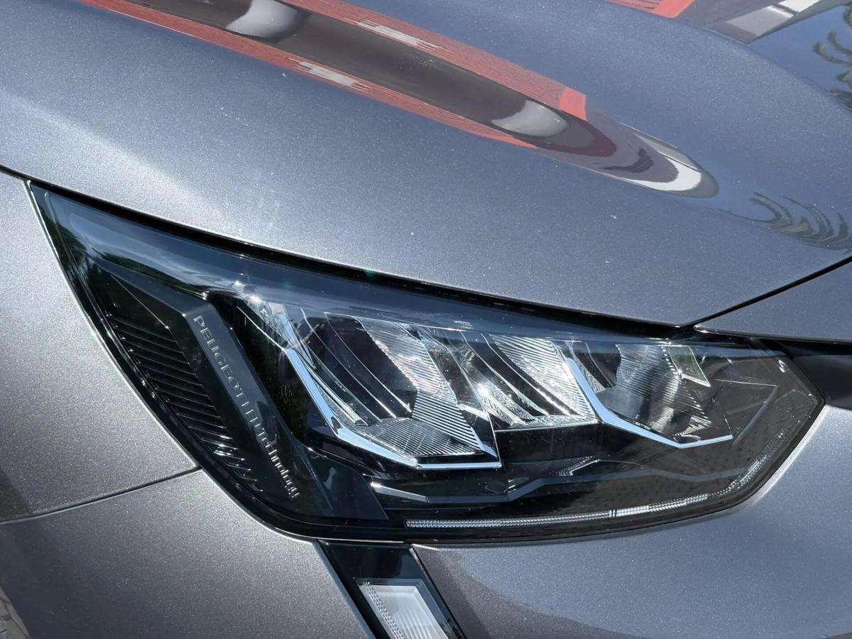 peugeot-208-2021-gasolina-1199cc