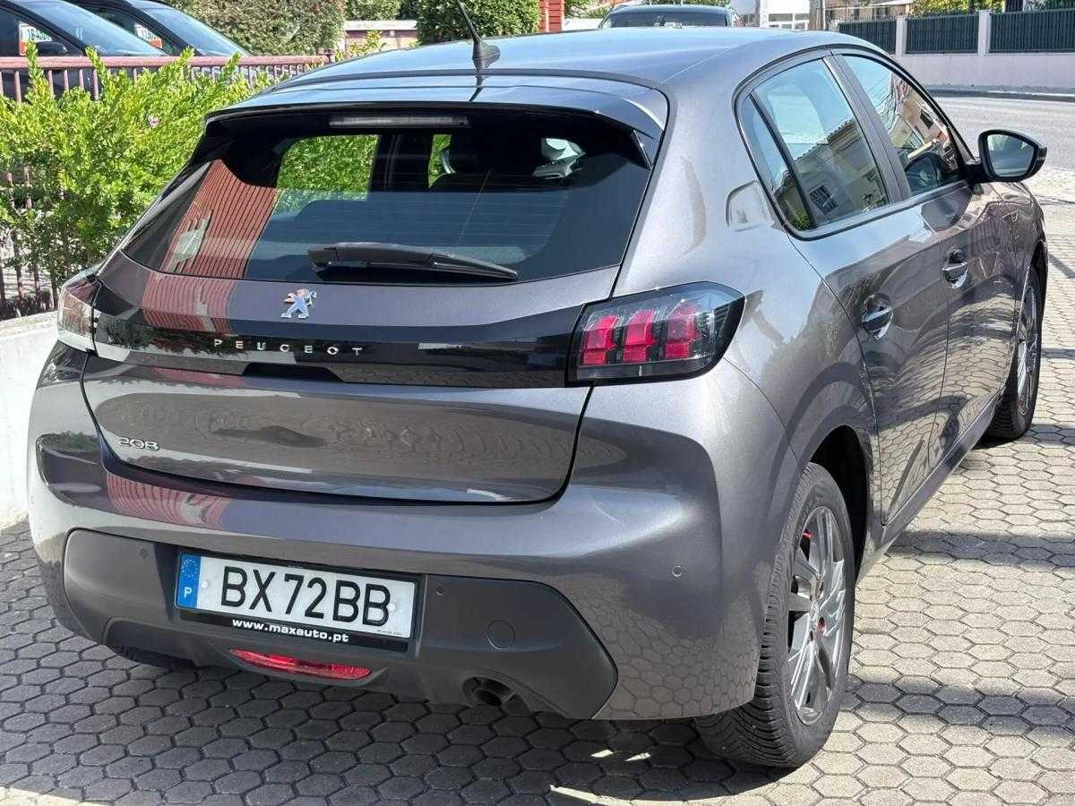 peugeot-208-2021-gasolina-1199cc