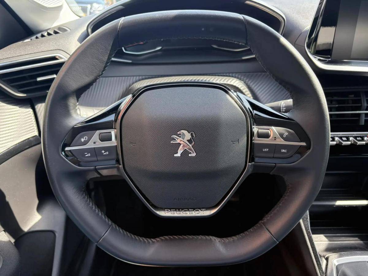 peugeot-208-2021-gasolina-1199cc