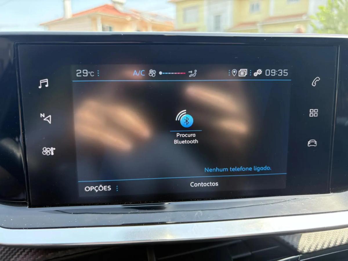 peugeot-208-2021-gasolina-1199cc