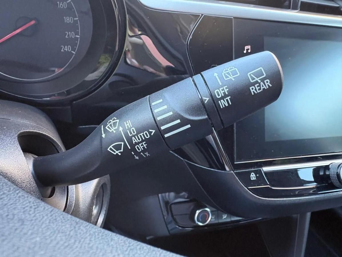 opel-corsa-2023-gasolina-1199cc