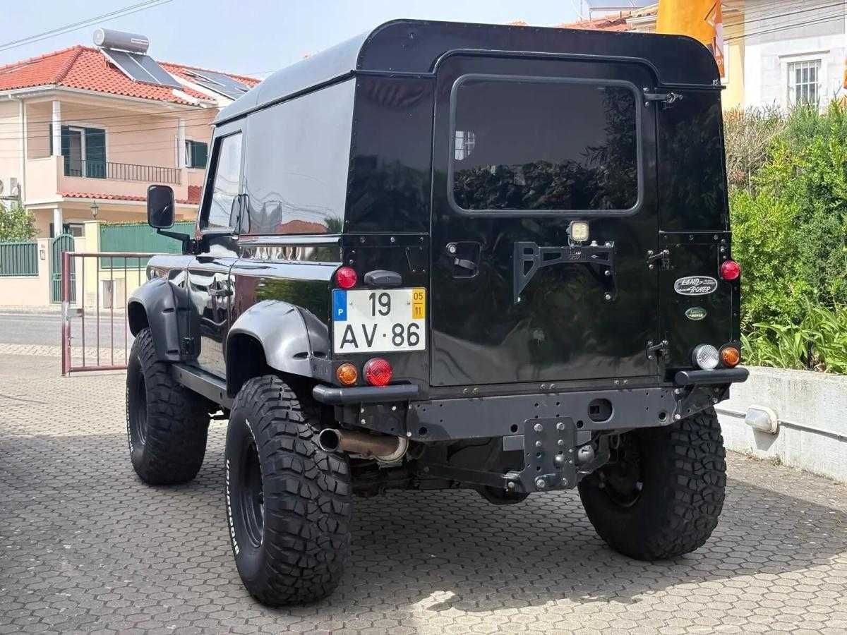 land-rover-defender-2005-diesel-2495cc