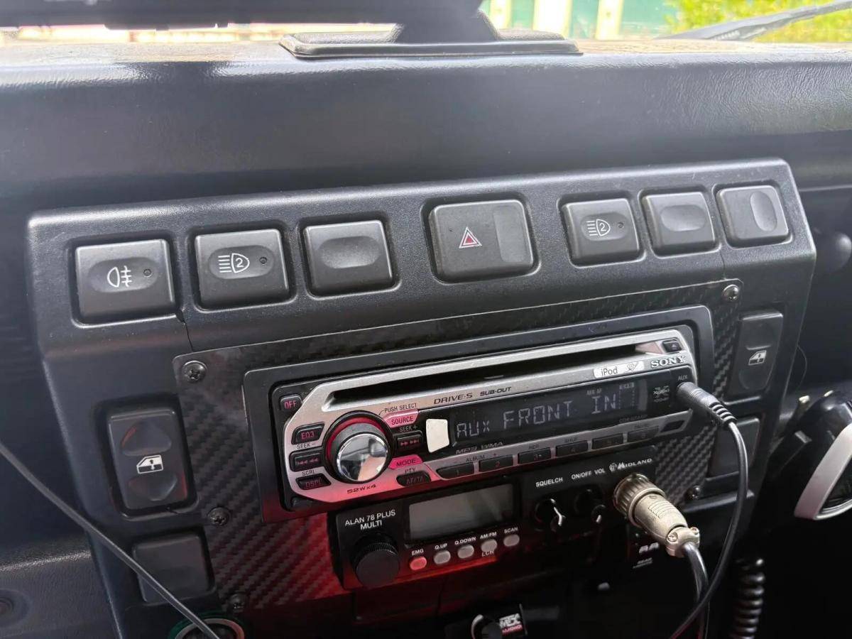 land-rover-defender-2005-diesel-2495cc