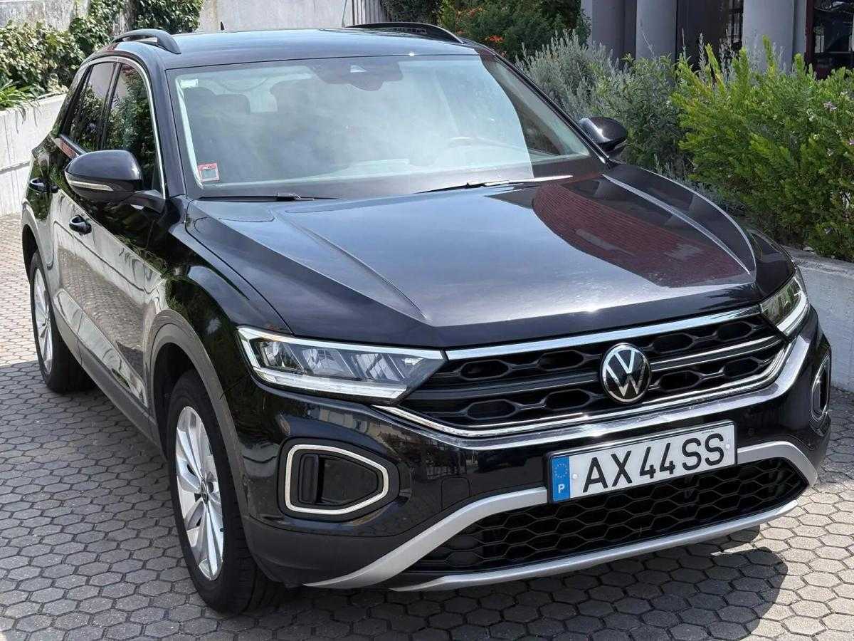 volkswagen-t-roc-2023-gasolina-999cc
