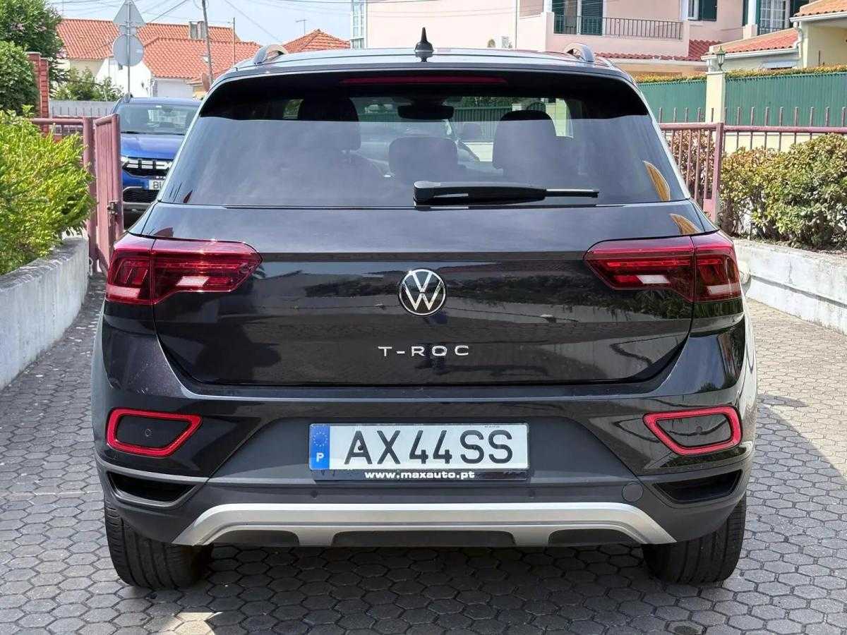 volkswagen-t-roc-2023-gasolina-999cc