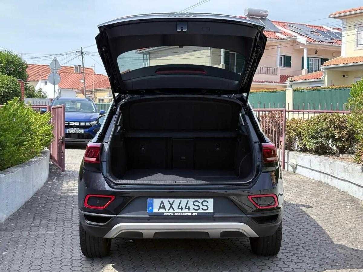 volkswagen-t-roc-2023-gasolina-999cc