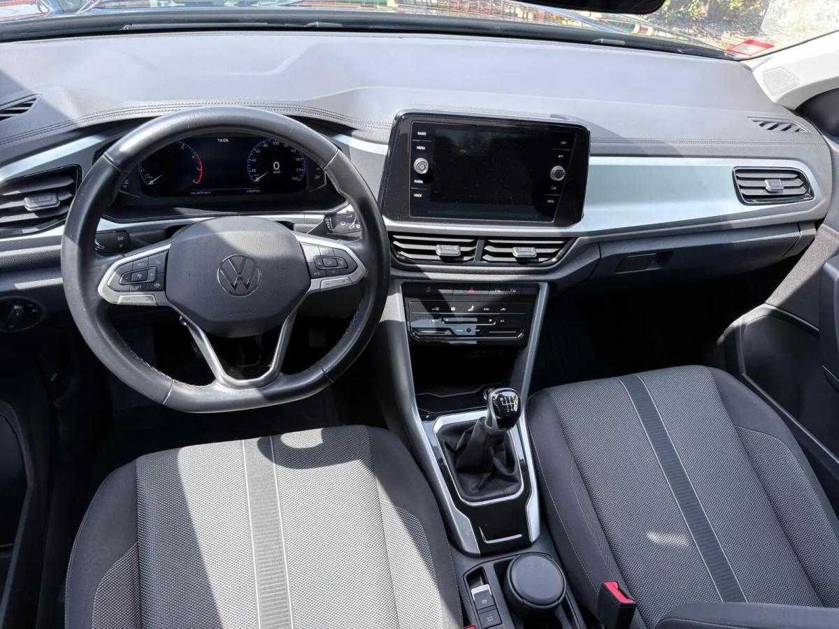 volkswagen-t-roc-2023-gasolina-999cc
