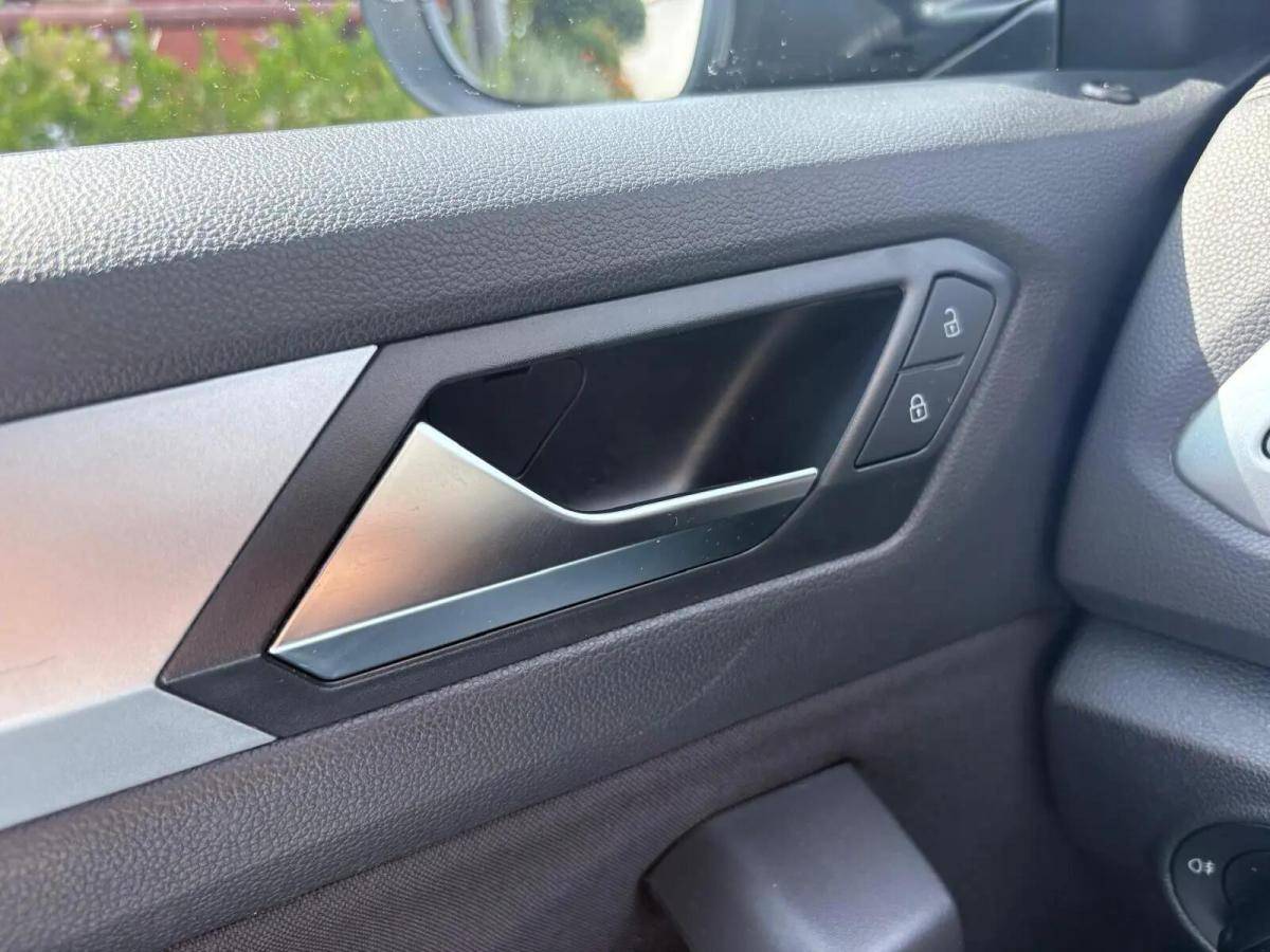 volkswagen-t-roc-2023-gasolina-999cc