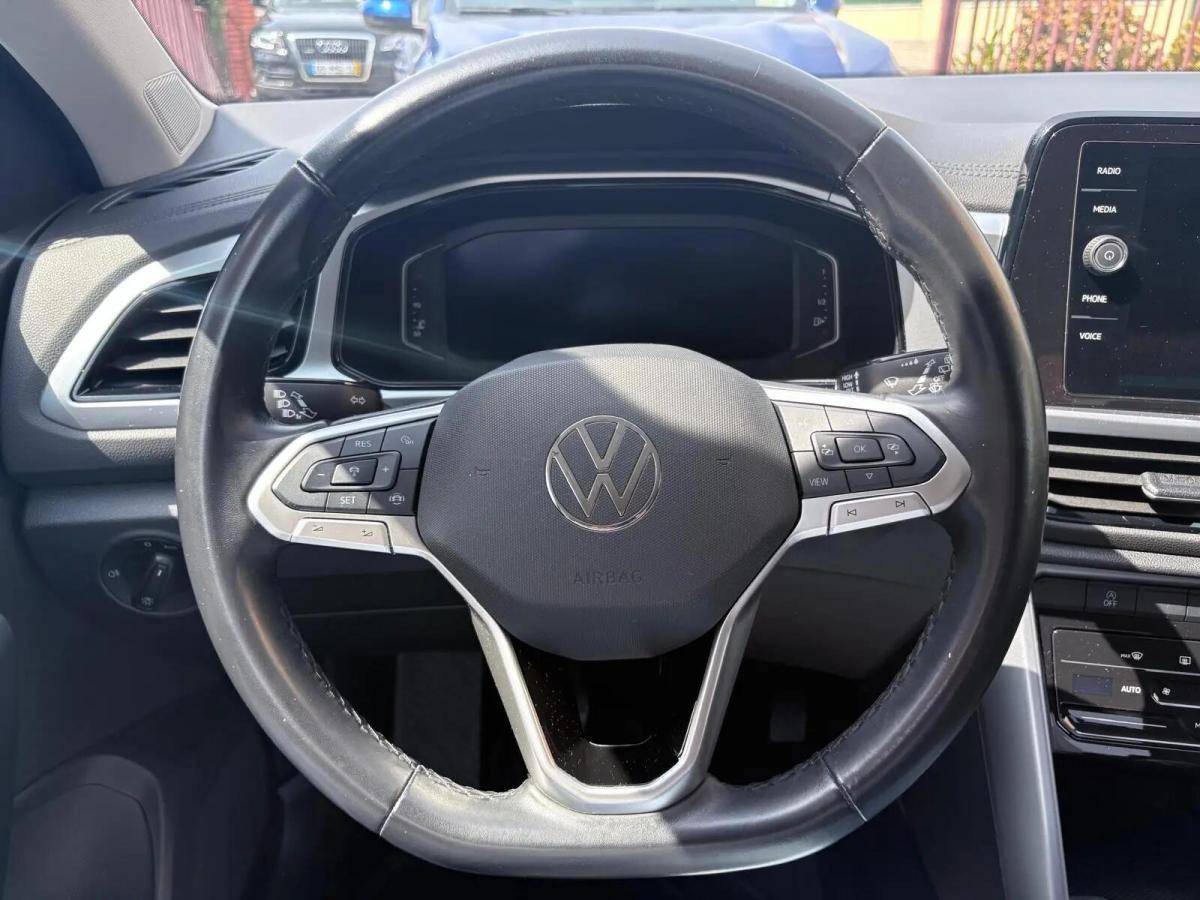 volkswagen-t-roc-2023-gasolina-999cc