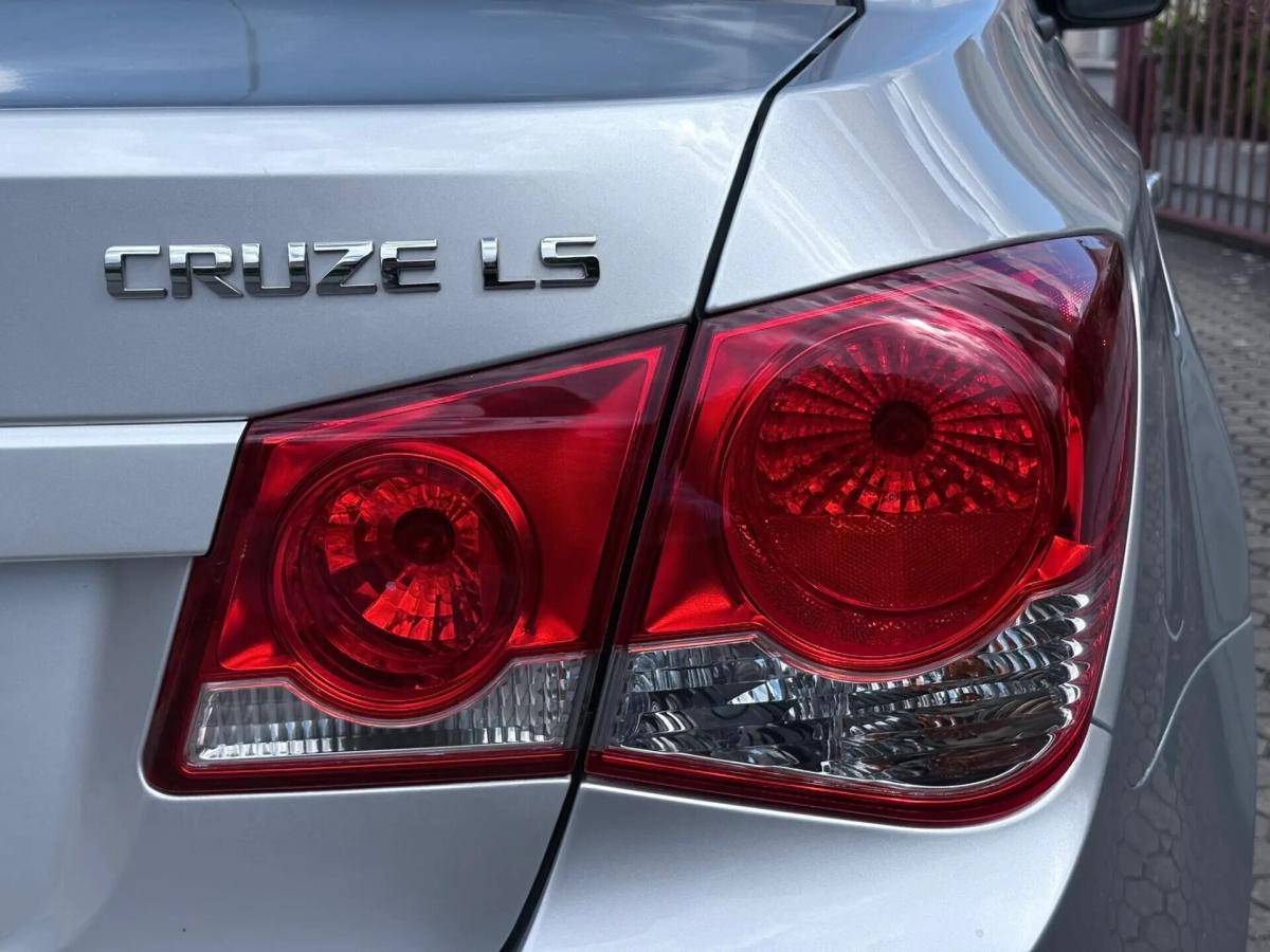 chevrolet-cruze-2011-gasolina-1598cc