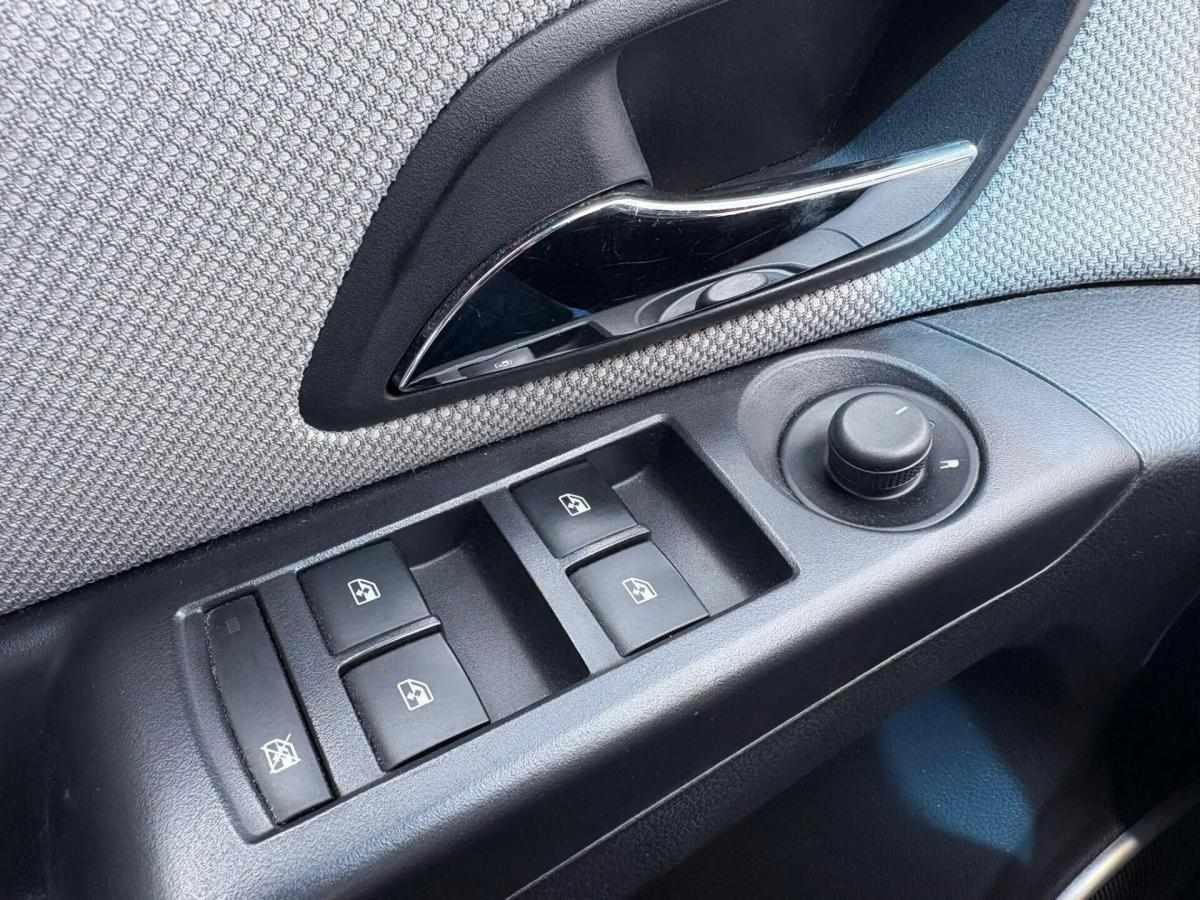 chevrolet-cruze-2011-gasolina-1598cc