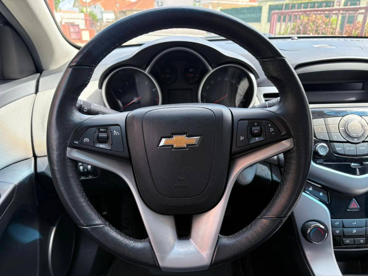 chevrolet-cruze-2011-gasolina-1598cc
