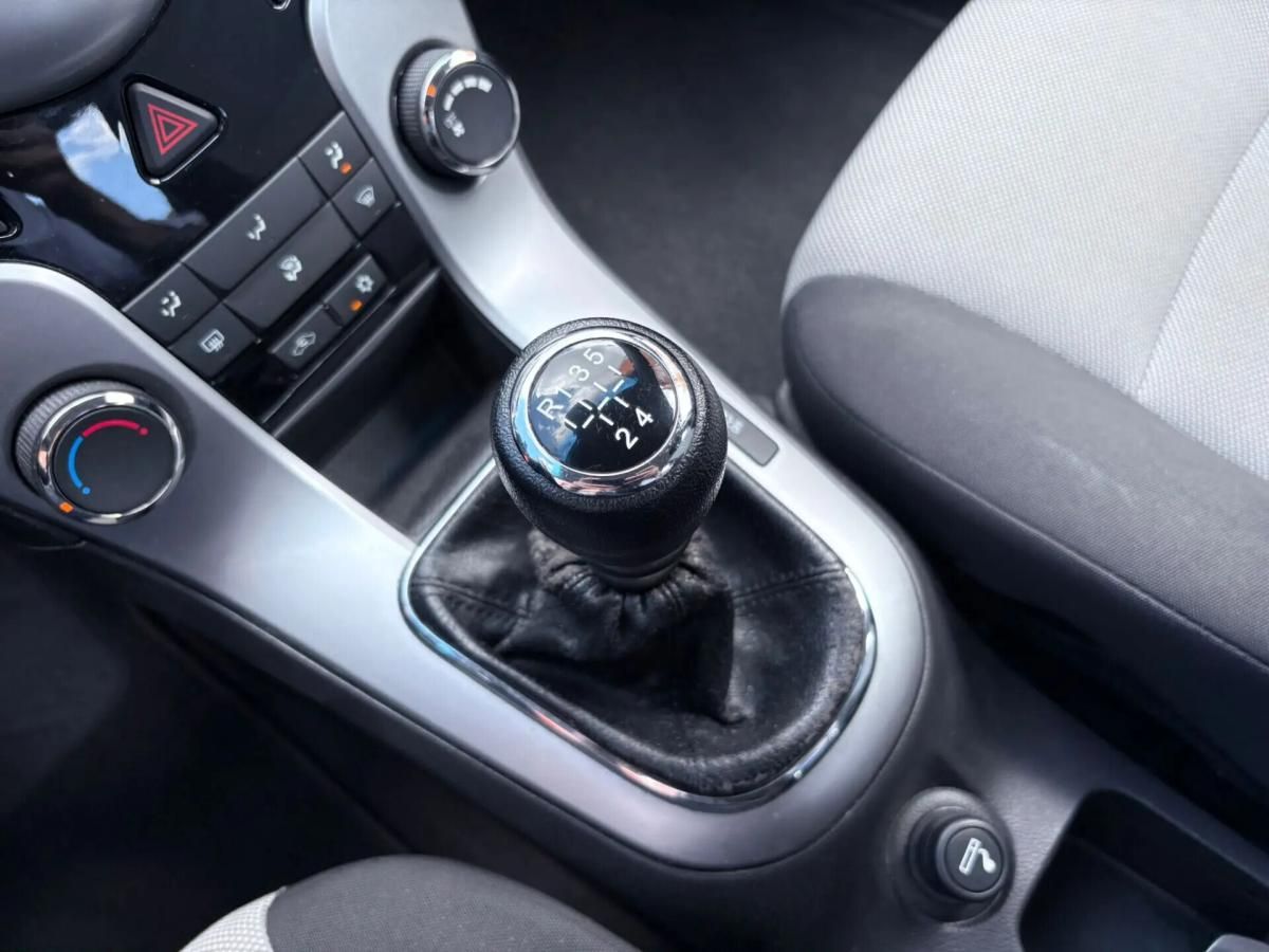 chevrolet-cruze-2011-gasolina-1598cc
