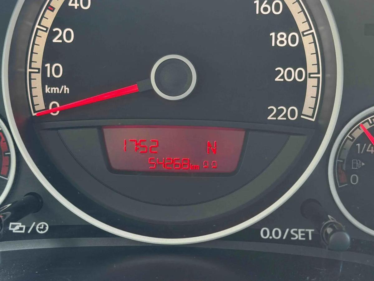 volkswagen-up-2017-gasolina-999cc