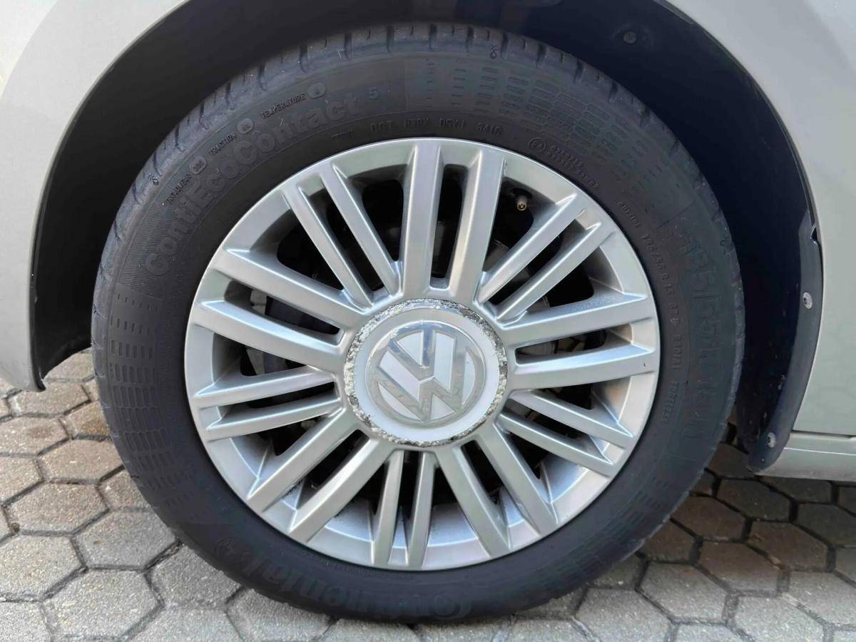 volkswagen-up-2017-gasolina-999cc