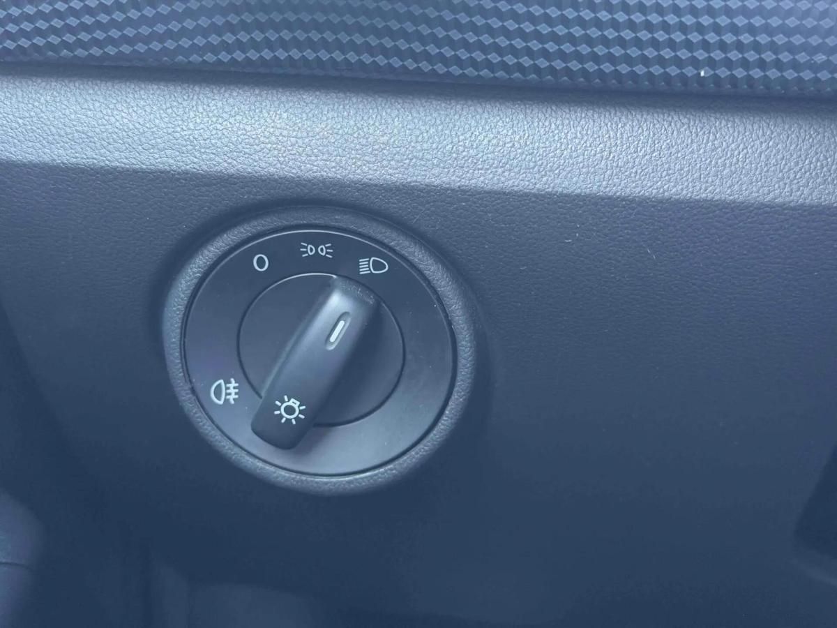 volkswagen-up-2017-gasolina-999cc