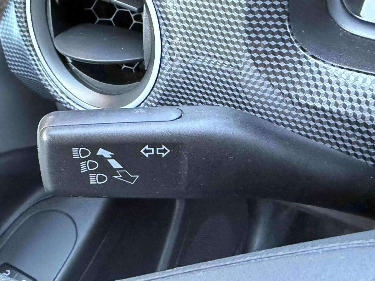 volkswagen-up-2017-gasolina-999cc