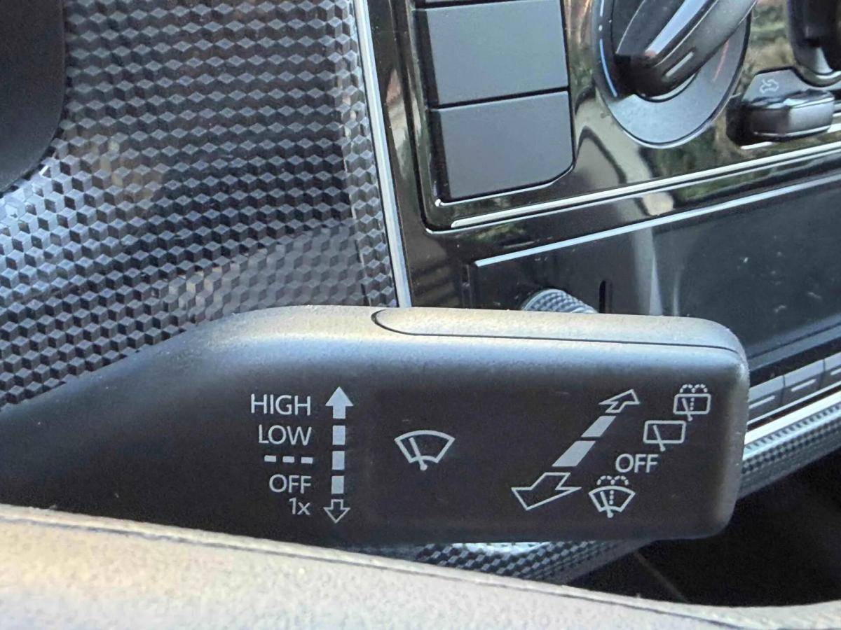 volkswagen-up-2017-gasolina-999cc