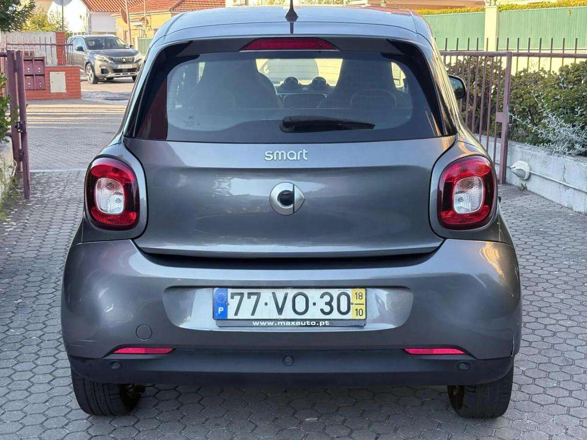 smart-forfour-2018-gasolina-898cc