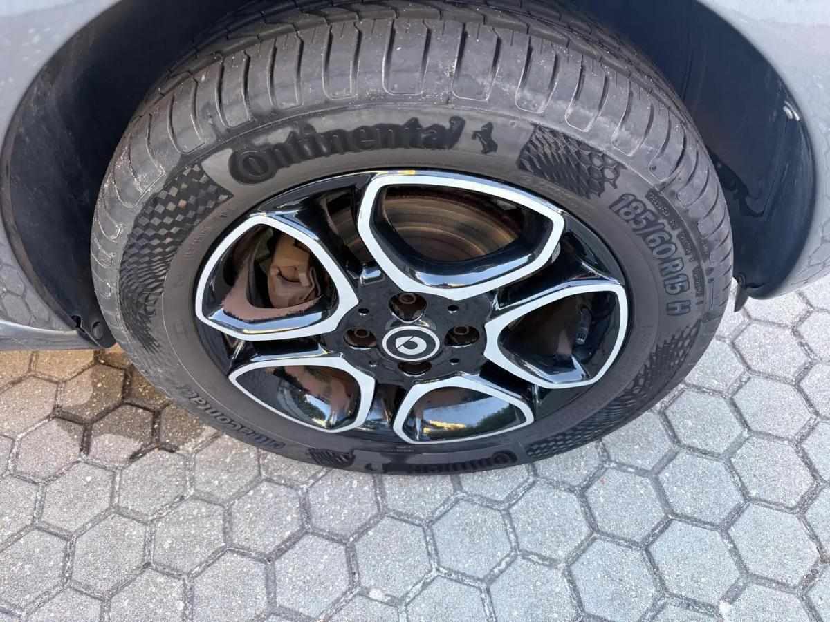 smart-forfour-2018-gasolina-898cc