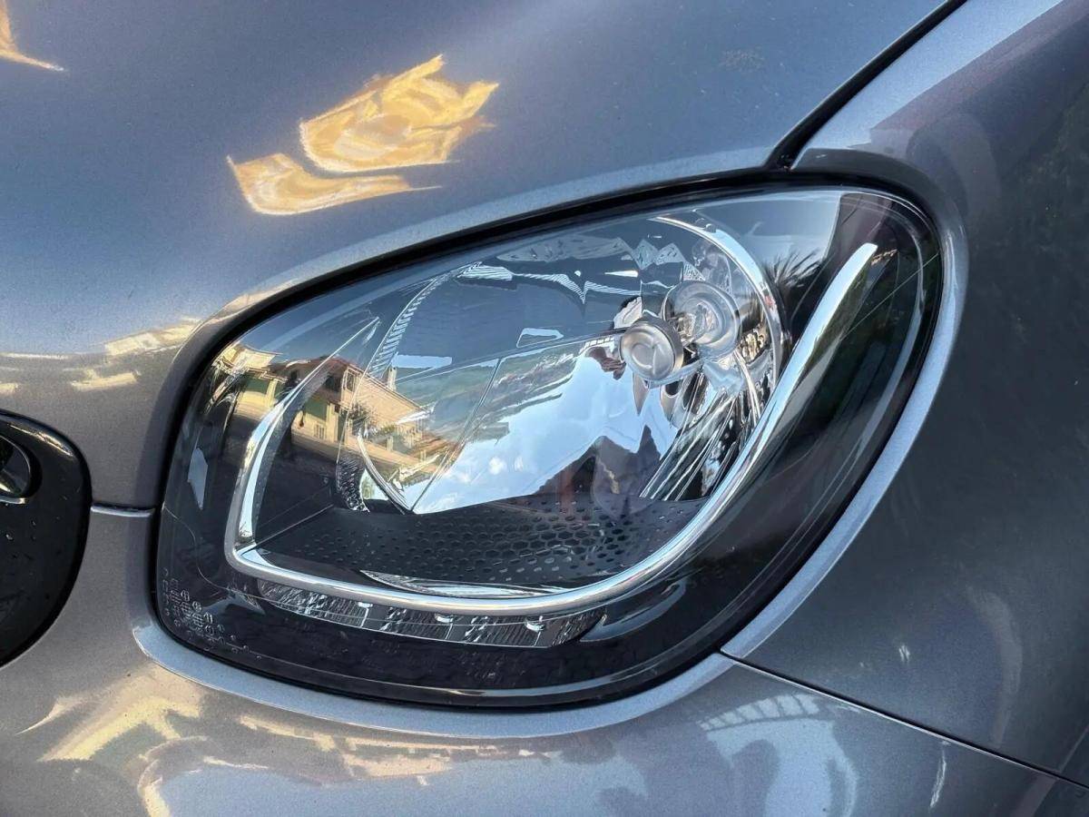 smart-forfour-2018-gasolina-898cc