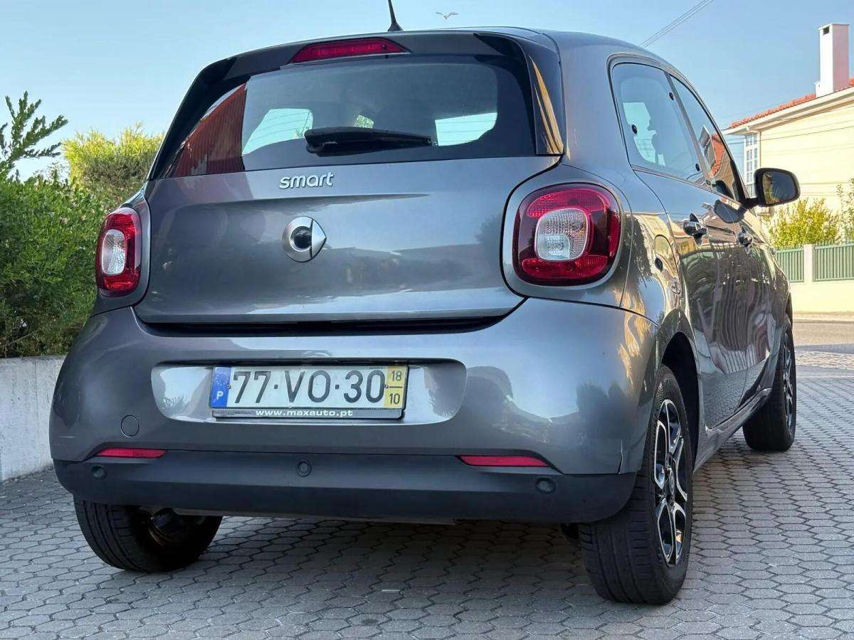 smart-forfour-2018-gasolina-898cc