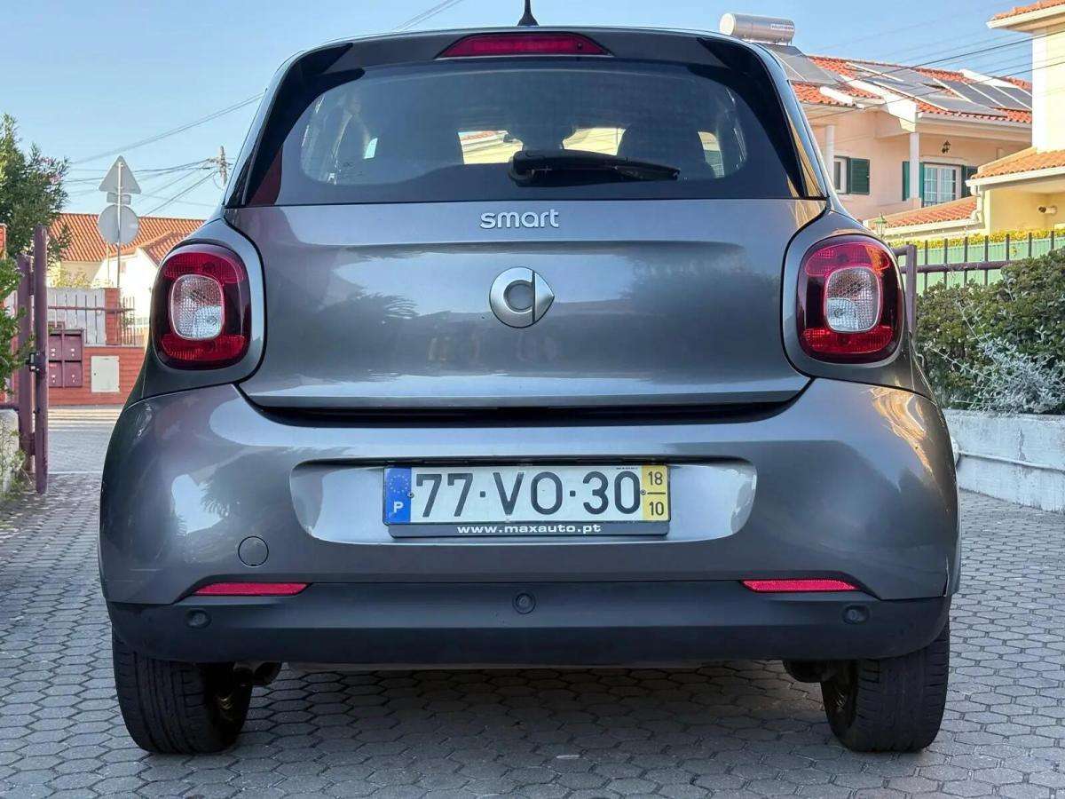 smart-forfour-2018-gasolina-898cc