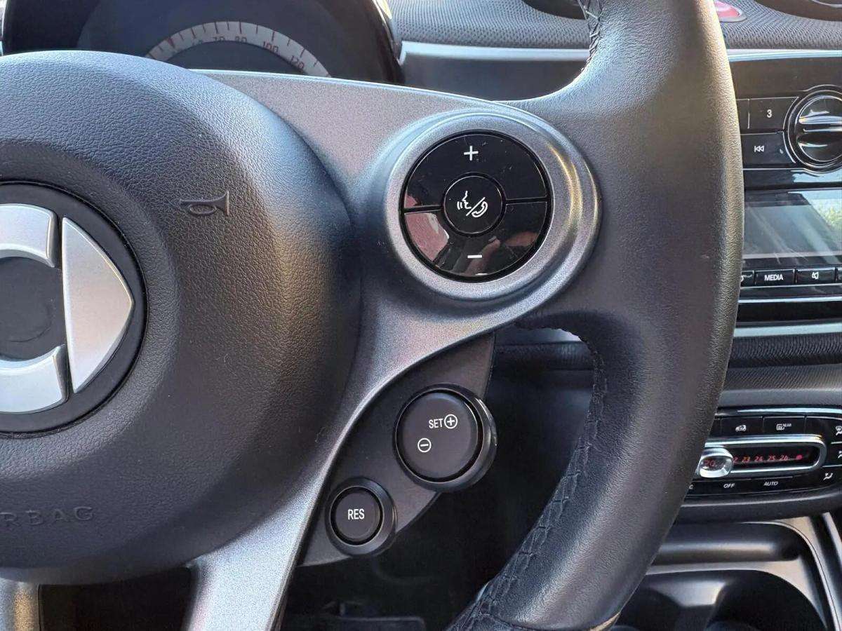 smart-forfour-2018-gasolina-898cc