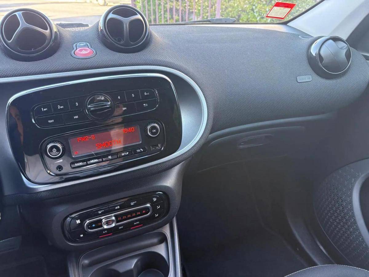 smart-forfour-2018-gasolina-898cc