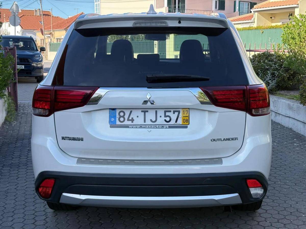 mitsubishi-outlander-2017-diesel-2268cc