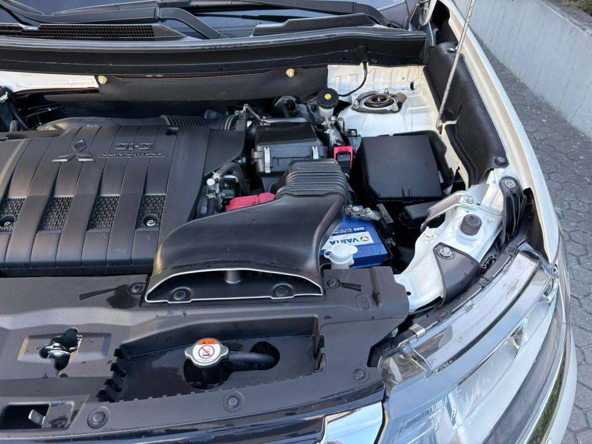 mitsubishi-outlander-2017-diesel-2268cc