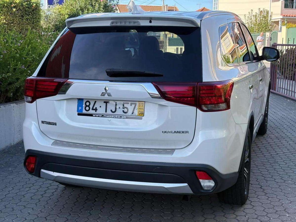 mitsubishi-outlander-2017-diesel-2268cc