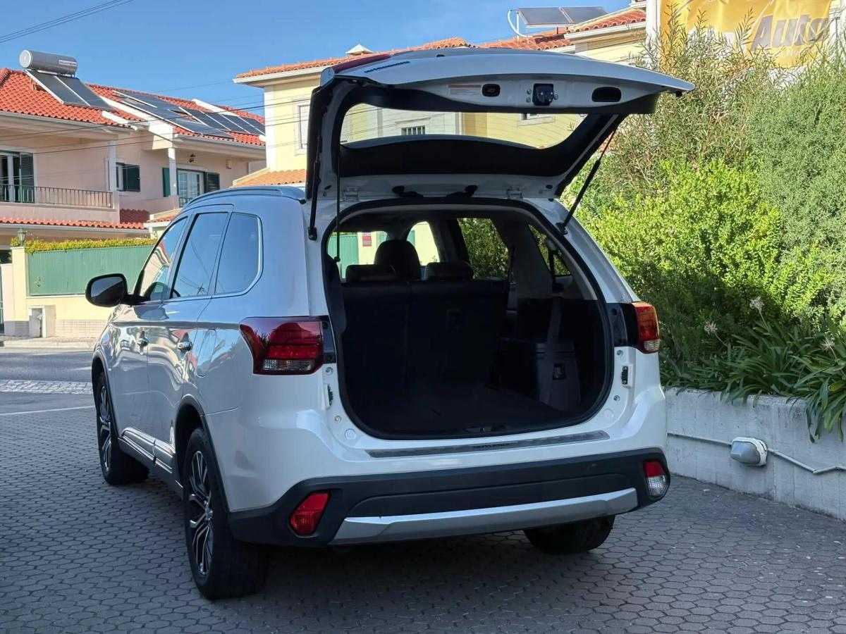 mitsubishi-outlander-2017-diesel-2268cc