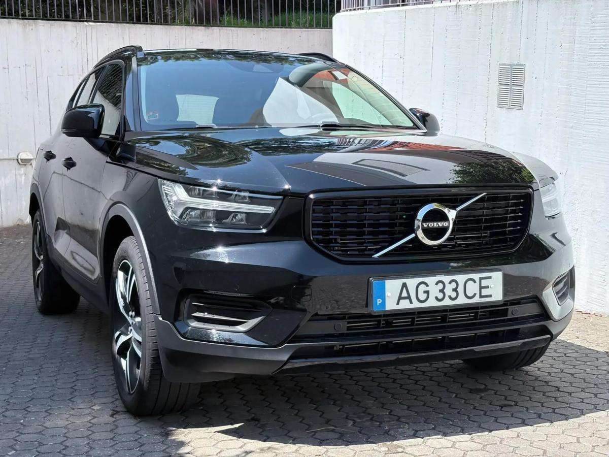 volvo-xc40-2021-hibrido-a-gasolina-1477cc
