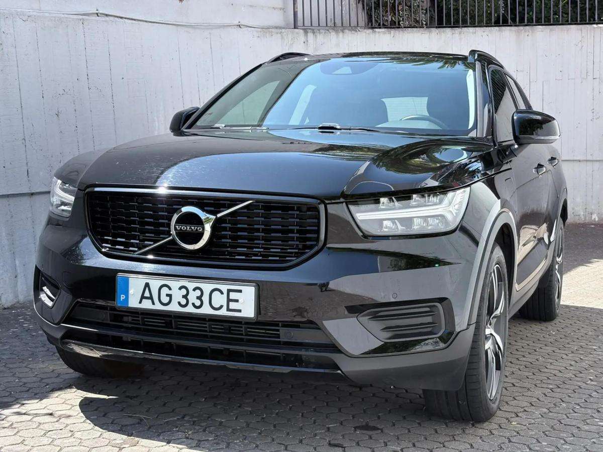 volvo-xc40-2021-hibrido-a-gasolina-1477cc