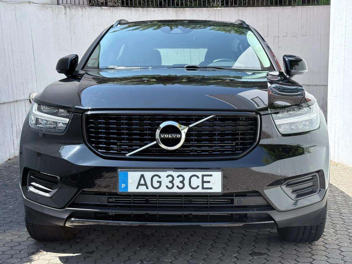 volvo-xc40-2021-hibrido-a-gasolina-1477cc