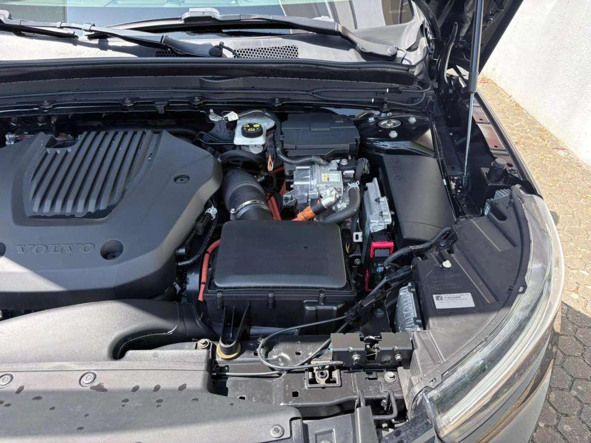 volvo-xc40-2021-hibrido-a-gasolina-1477cc
