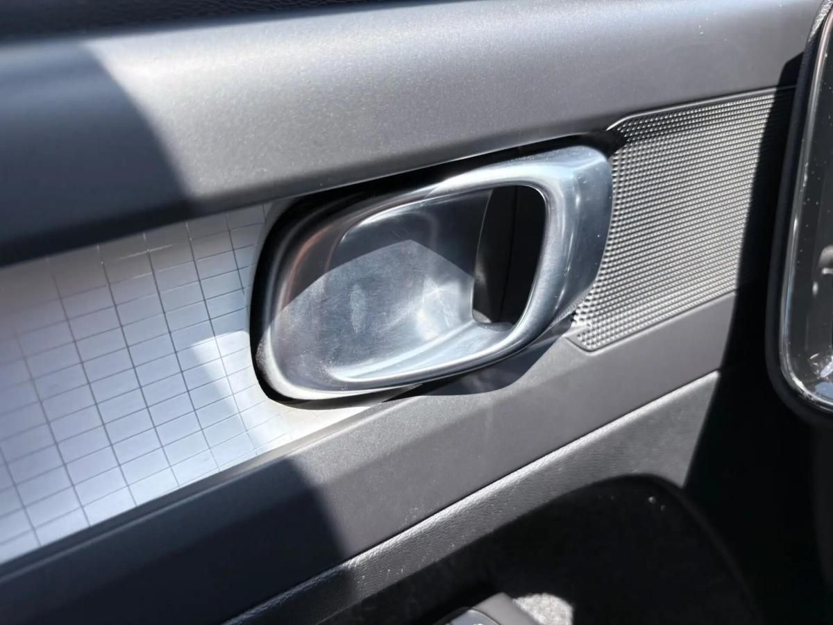 volvo-xc40-2021-hibrido-a-gasolina-1477cc