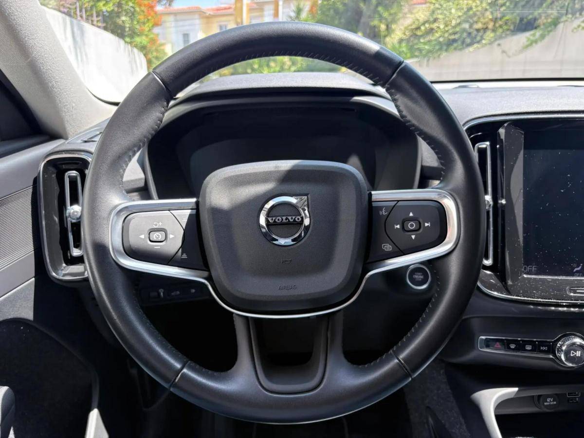 volvo-xc40-2021-hibrido-a-gasolina-1477cc