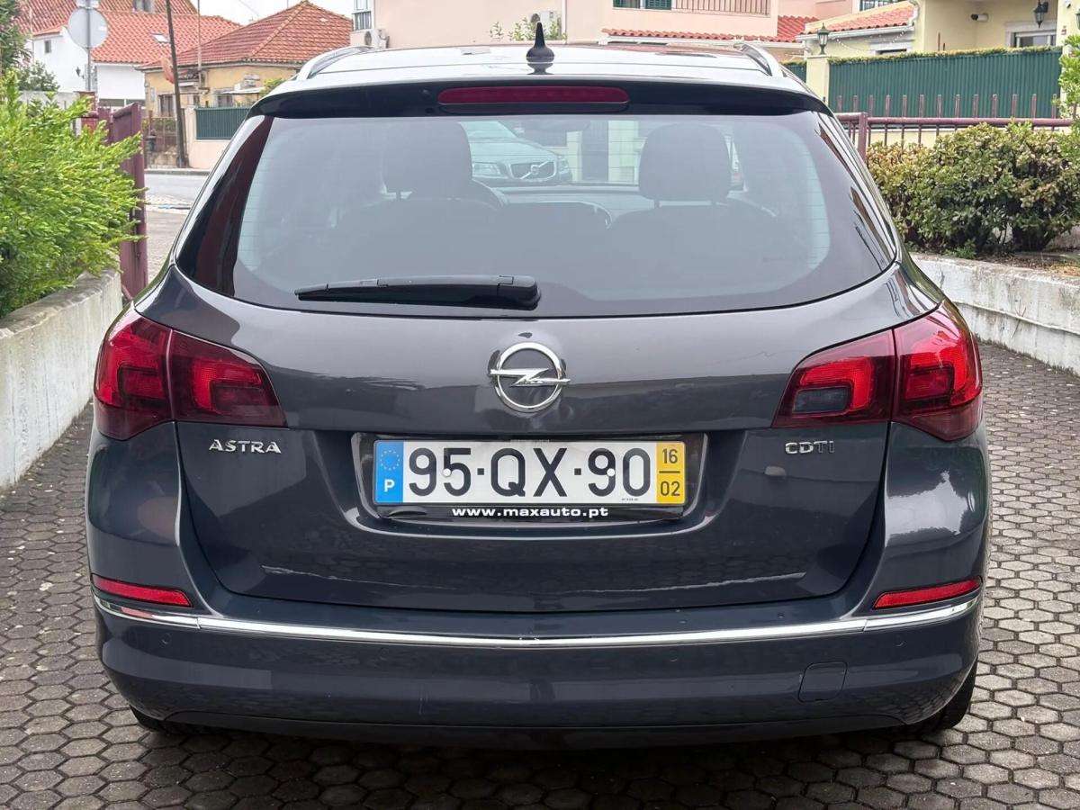opel-astra-sport-tourer-2016-diesel-1598cc