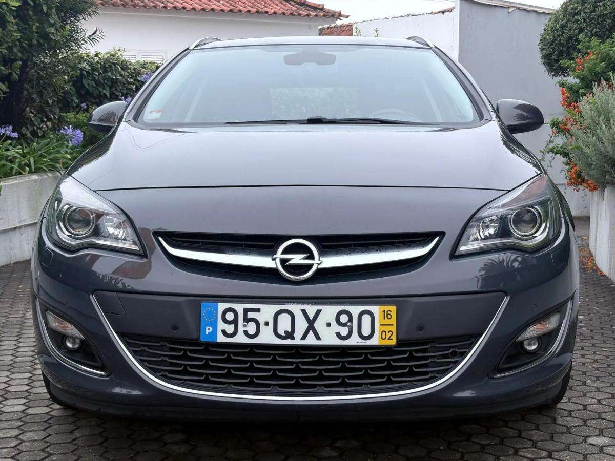 opel-astra-sport-tourer-2016-diesel-1598cc