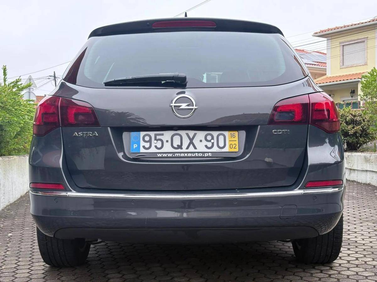 opel-astra-sport-tourer-2016-diesel-1598cc