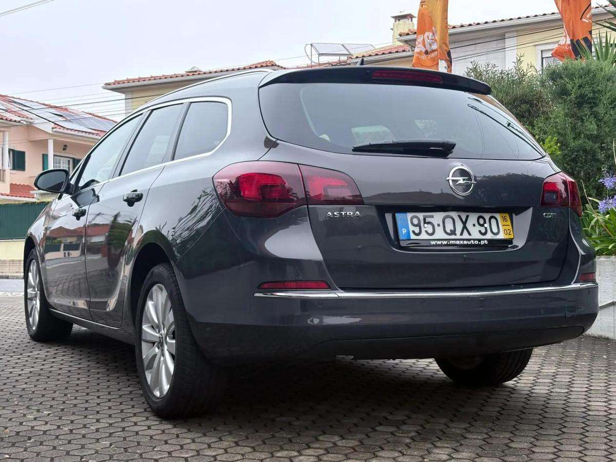 opel-astra-sport-tourer-2016-diesel-1598cc
