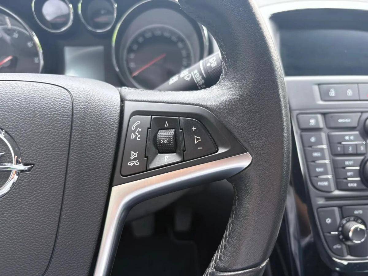 opel-astra-sport-tourer-2016-diesel-1598cc