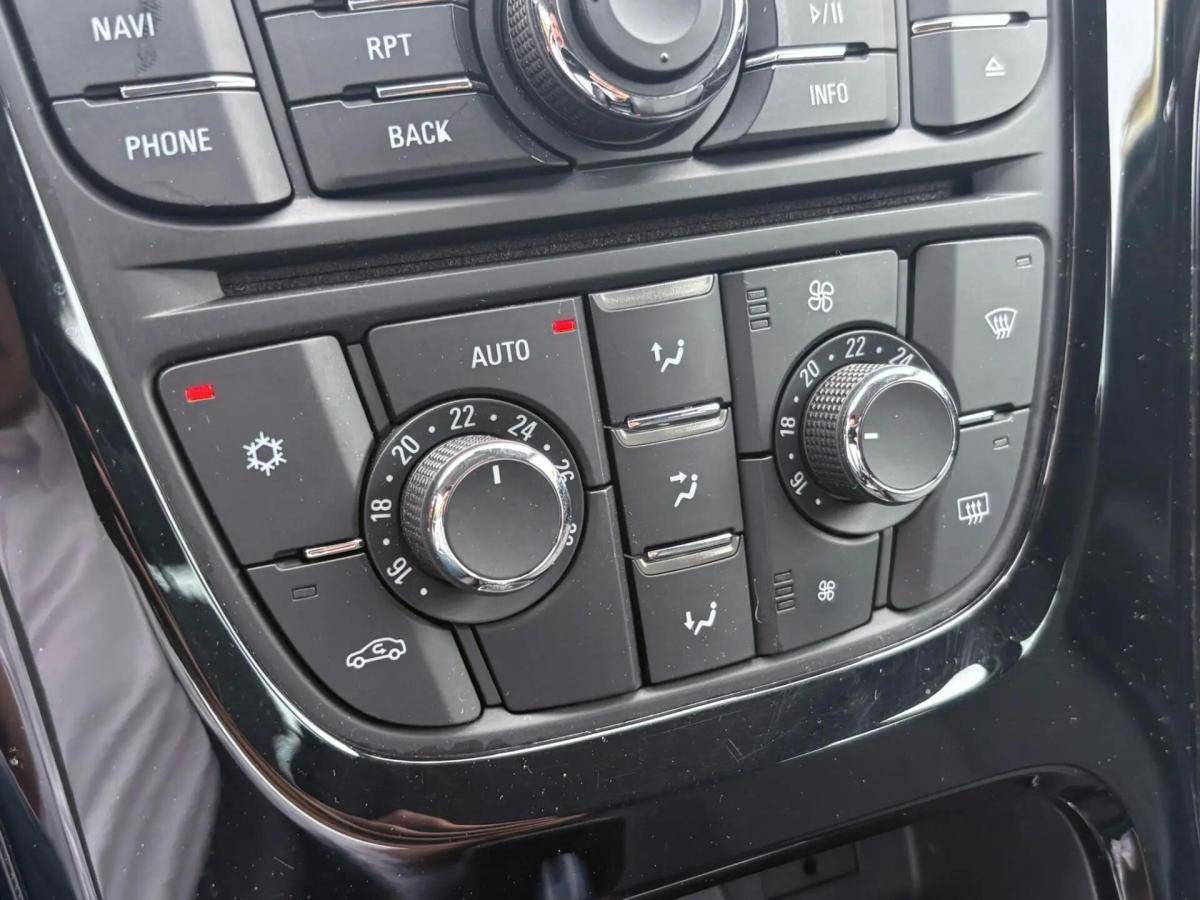 opel-astra-sport-tourer-2016-diesel-1598cc