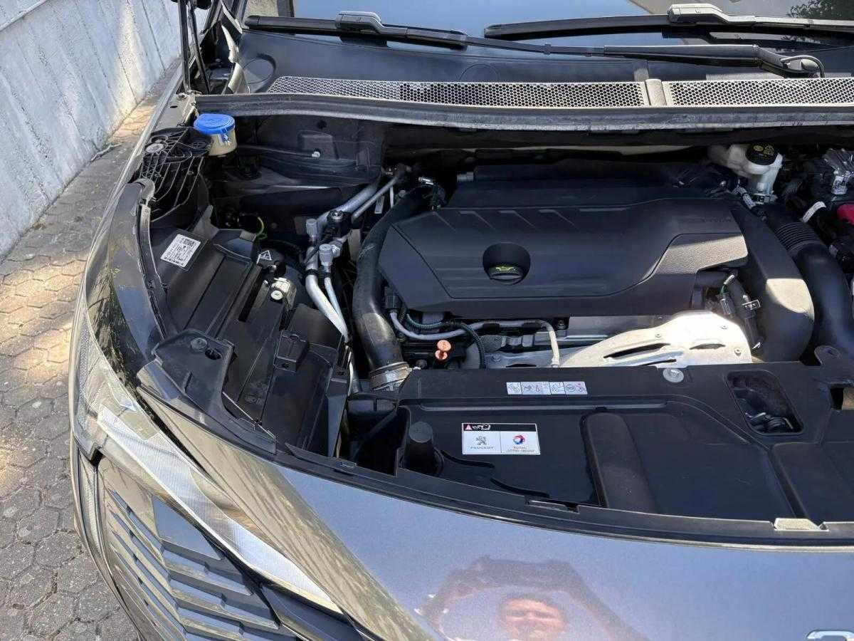 peugeot-3008-2022-hibrido-a-gasolina-1598cc