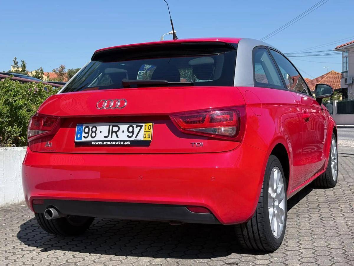 audi-a1-2010-diesel-1598cc