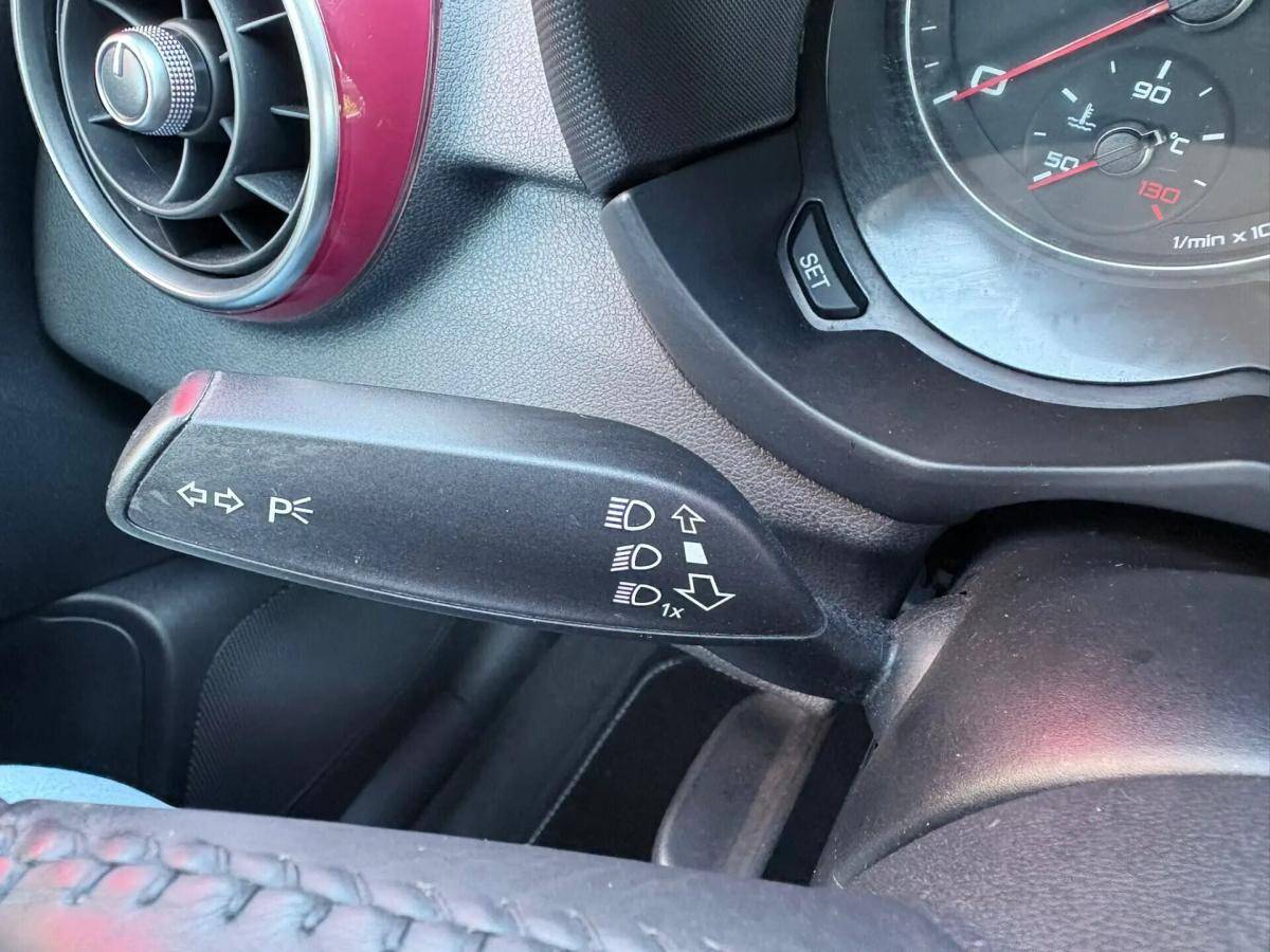 audi-a1-2010-diesel-1598cc