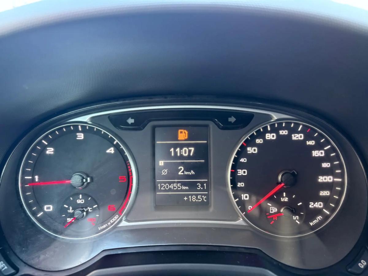 audi-a1-2010-diesel-1598cc