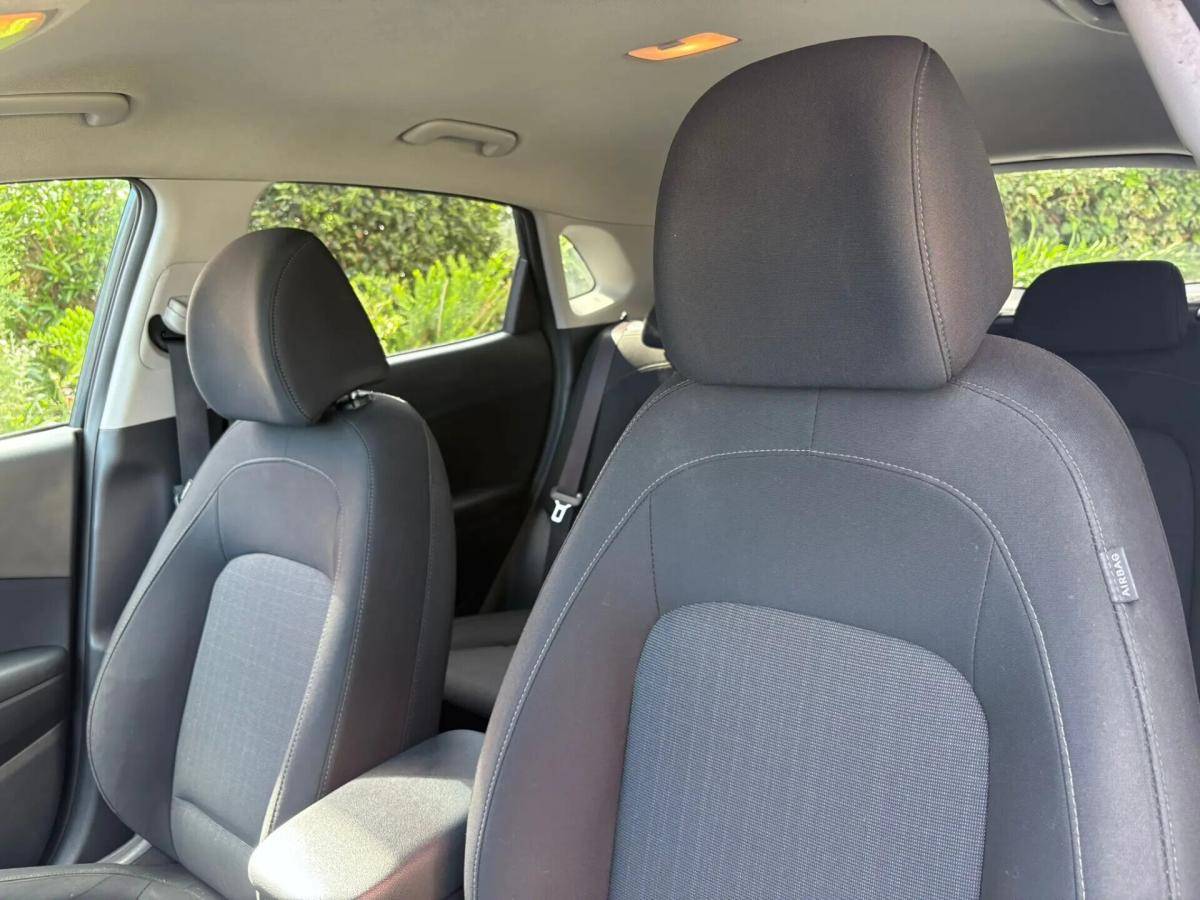 hyundai-kauai-2022-gasolina-998cc